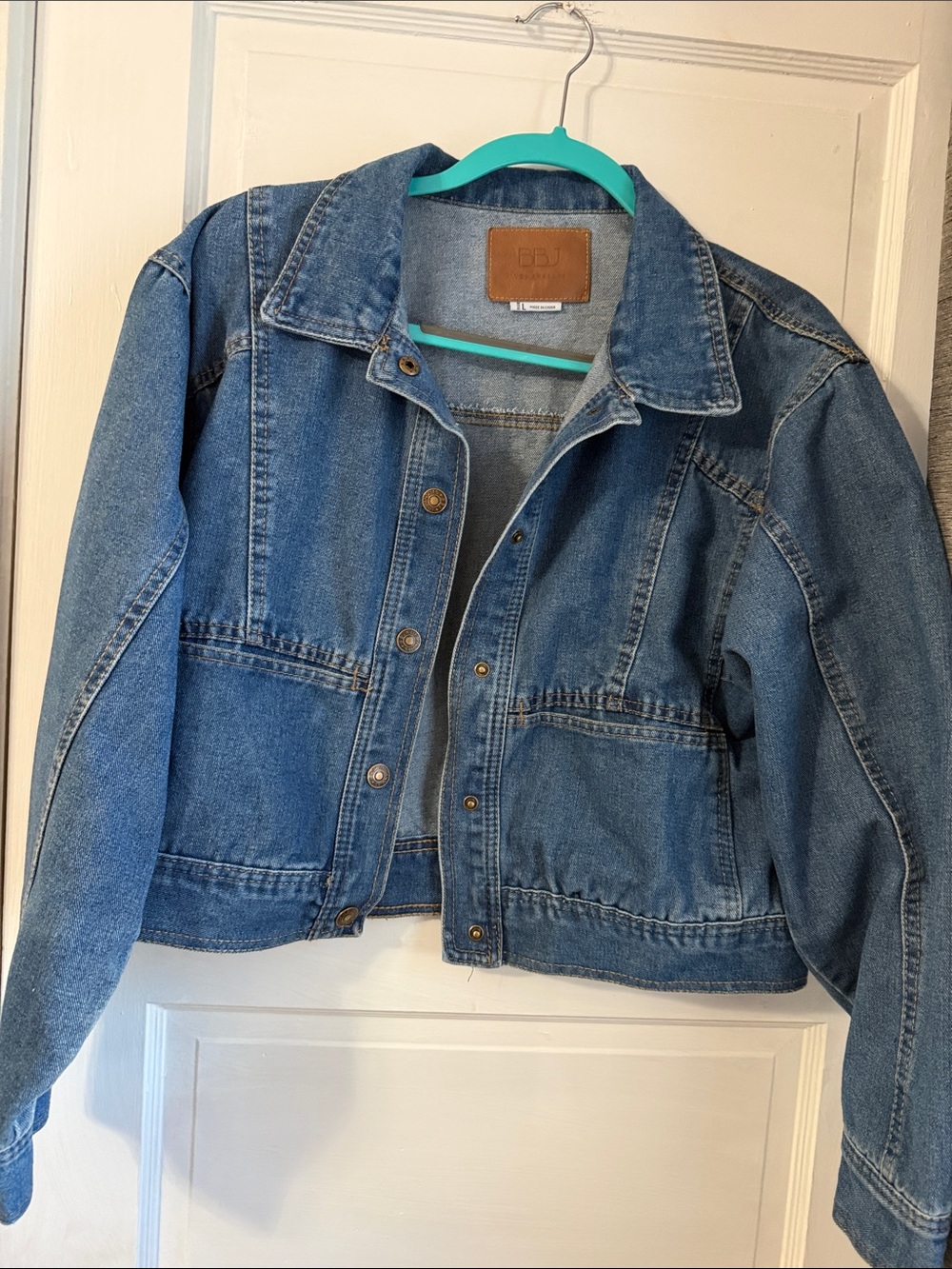 BDJ Women's Medium Blue Denim Jacket - Casual Trucker Style